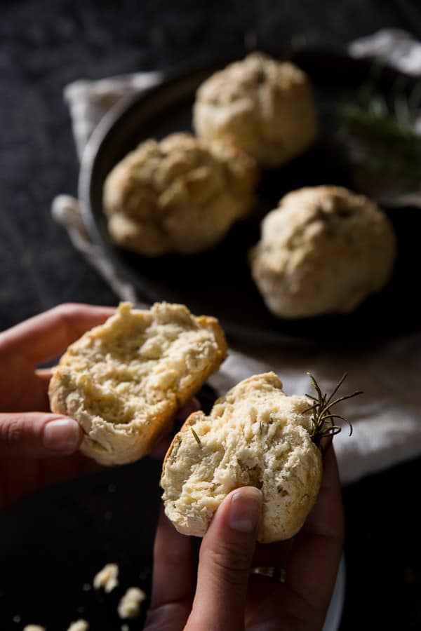 Mini Australian Damper Recipe with Rosemary - This bread is the perfect side dish for a hearty soup, stew or pasta. | wandercooks.com