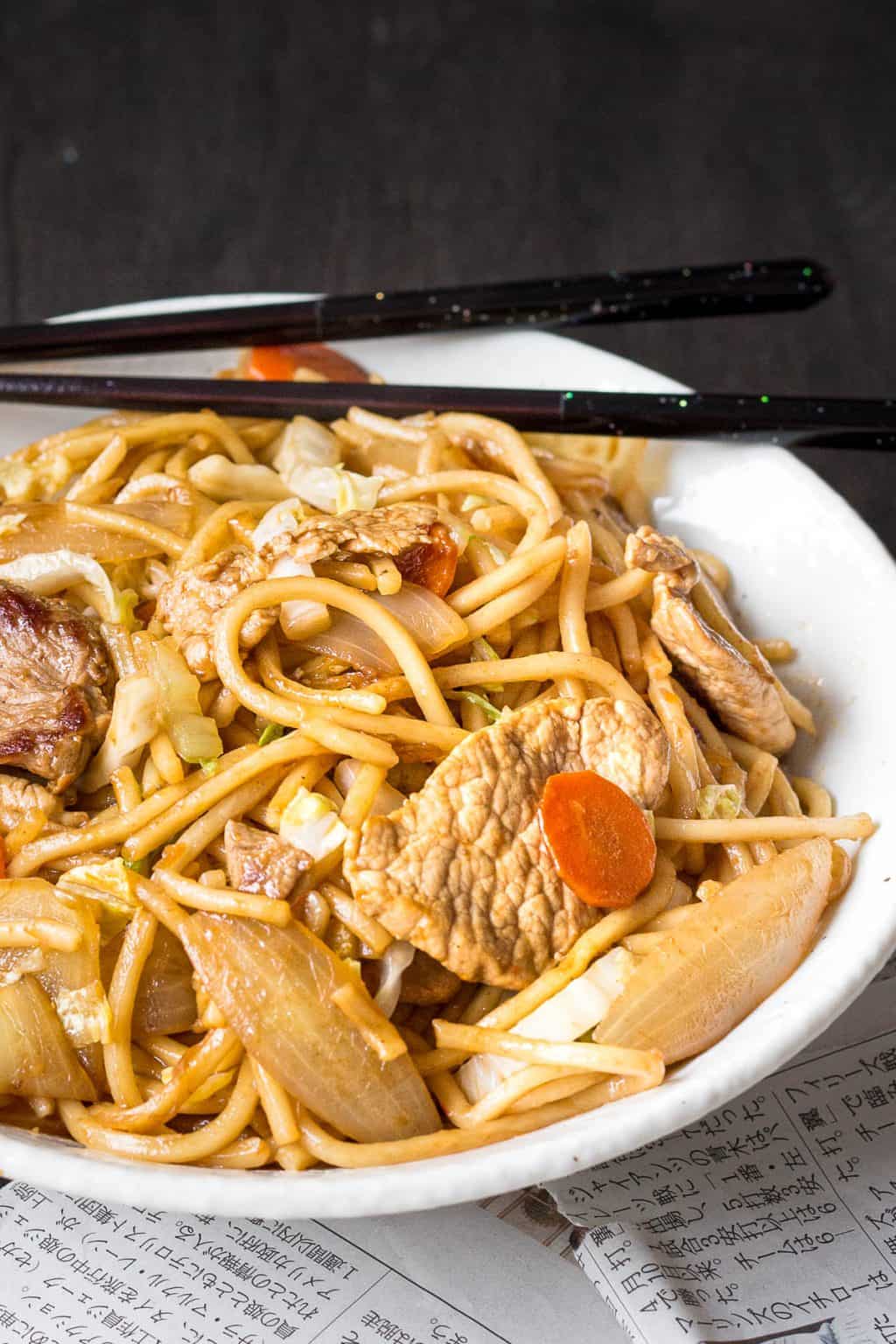 Yakisoba – Japanese Stir Fried Noodles | Wandercooks
